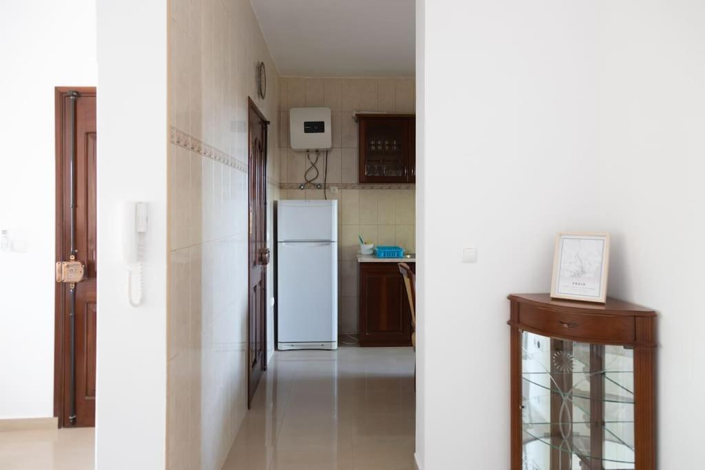 3 Bedroom Apt, Free Wifi & Ac, Cidadela - Lcgr Praia Esterno foto