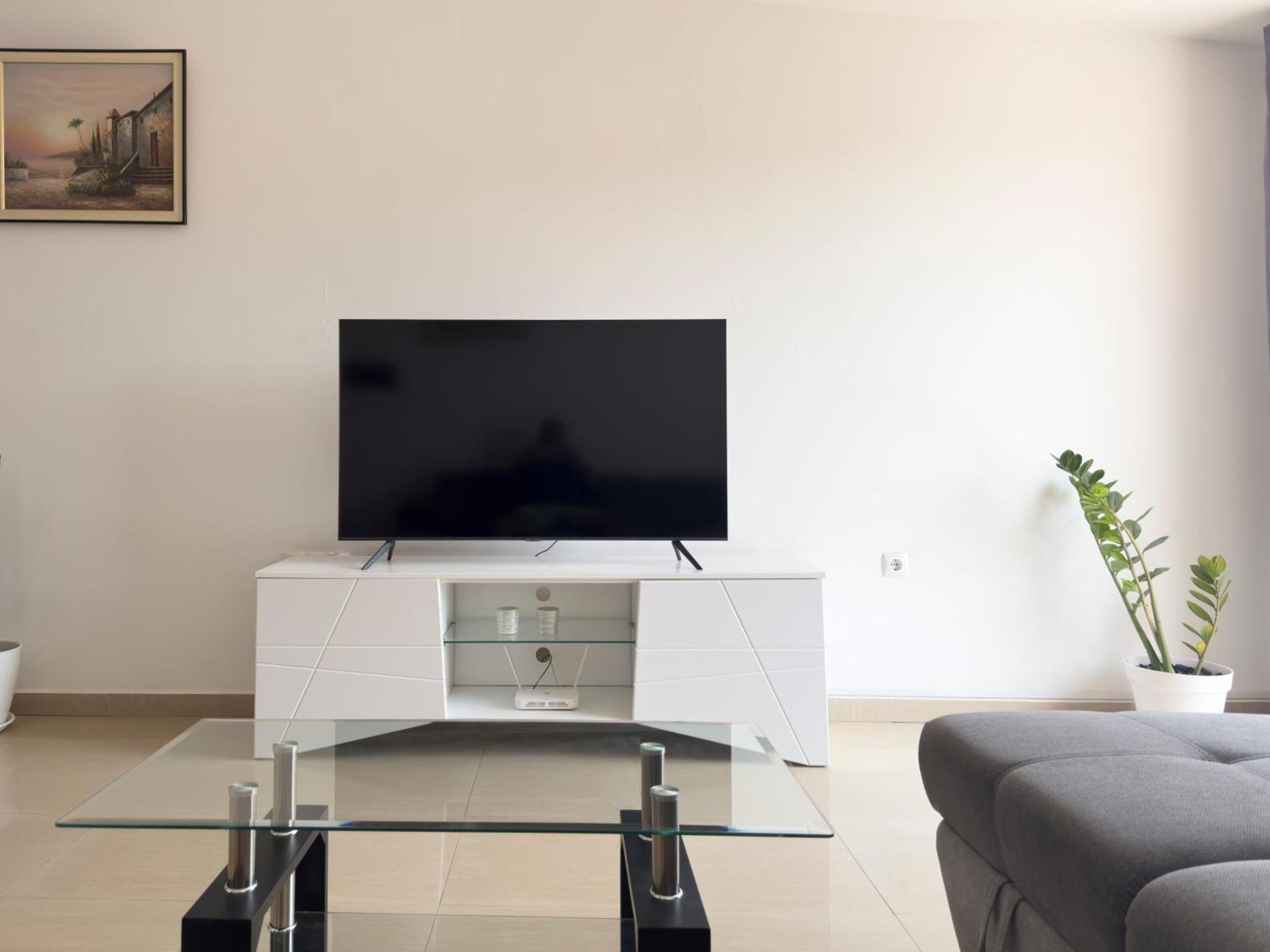 3 Bedroom Apt, Free Wifi & Ac, Cidadela - Lcgr Praia Esterno foto