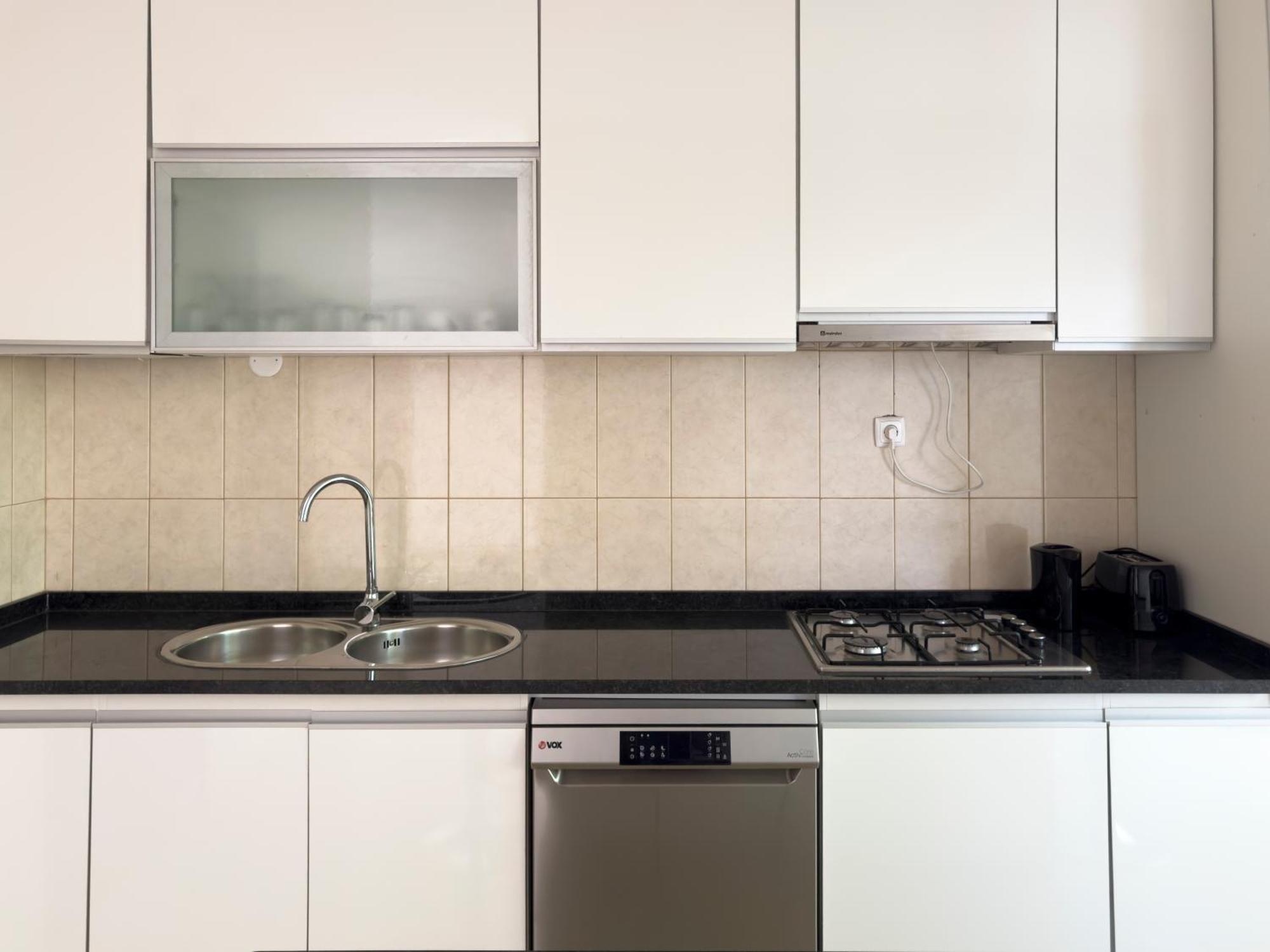 3 Bedroom Apt, Free Wifi & Ac, Cidadela - Lcgr Praia Esterno foto